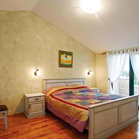 Holiday home In Golubovo With Kitchen